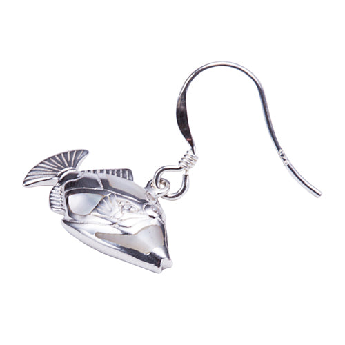Humuhumunukunuku apua Fish Stud Earring with Mother-of-pearl Inlay