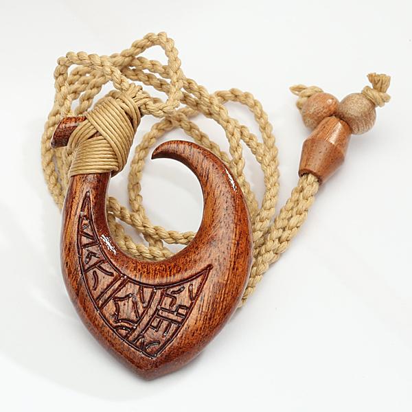 Koa Wood Fish Hook (Makau) with Carving Necklace (L) 32x50mm – Makani Hawaii