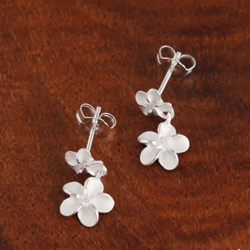 Moana Collection Sterling Silver Earring Stud: Solid Plumeria